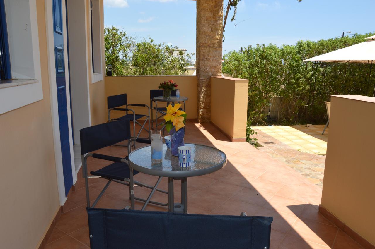 The Blue Leaf Family Villa Gennadi